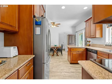 16240 SE Blooming Lane Clackamas OR 97015