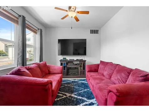 16240 SE Blooming Lane Clackamas OR 97015