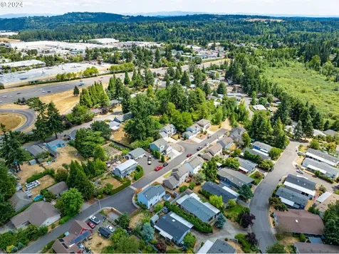 16240 SE Blooming Lane Clackamas OR 97015