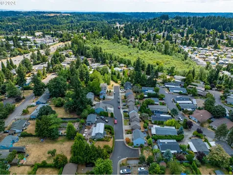 16240 SE Blooming Lane Clackamas OR 97015
