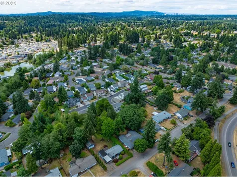16240 SE Blooming Lane Clackamas OR 97015