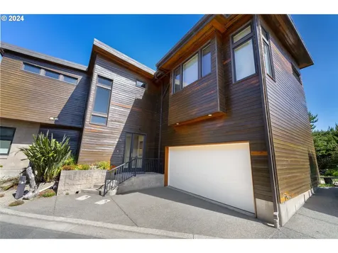 2791 Colony Circle Bandon OR 97411