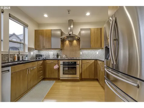 10489 SW Windwood Way Portland OR 97225