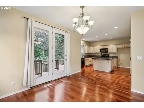 2413 Nw Byrne Terrace Portland OR 97229