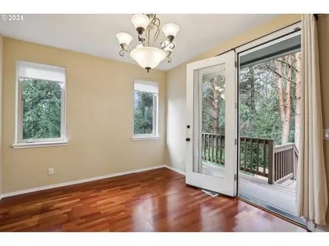 2413 Nw Byrne Terrace Portland OR 97229