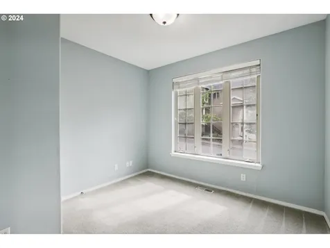 2413 Nw Byrne Terrace Portland OR 97229