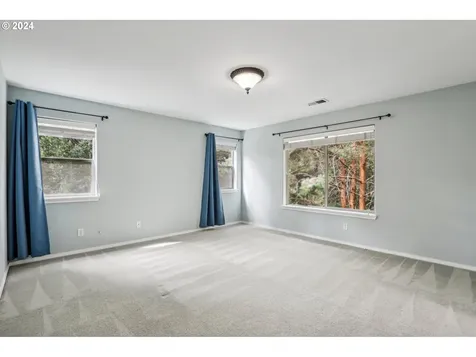 2413 Nw Byrne Terrace Portland OR 97229