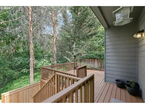 2413 Nw Byrne Terrace Portland OR 97229
