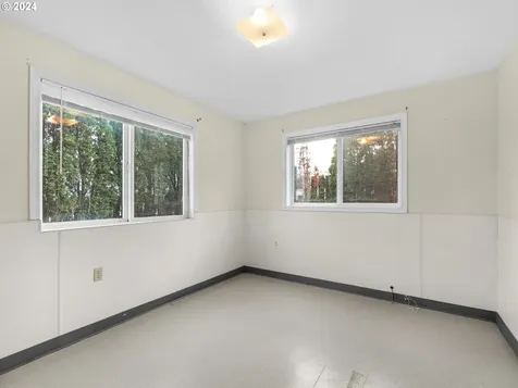 880 Avenue M Seaside OR 97138