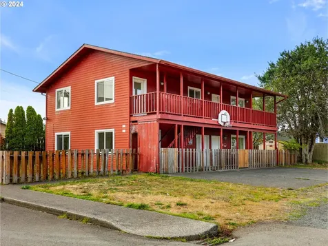 880 Avenue M Seaside OR 97138