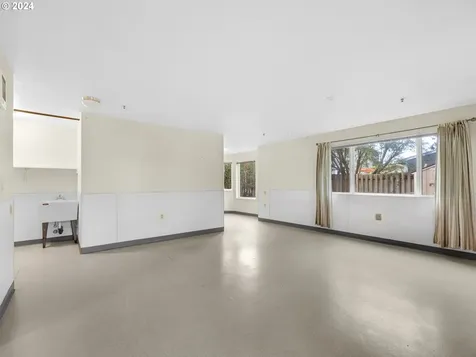 880 Avenue M Seaside OR 97138