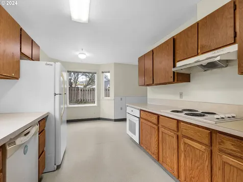 880 Avenue M Seaside OR 97138