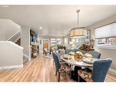 490 NW 28th Street Redmond OR 97756