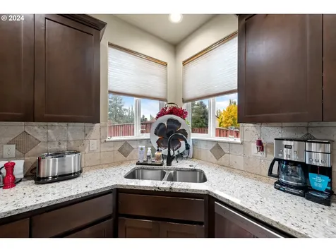 490 NW 28th Street Redmond OR 97756