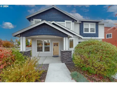 490 NW 28th Street Redmond OR 97756