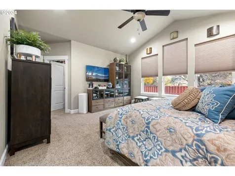 490 NW 28th Street Redmond OR 97756