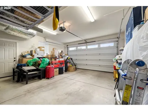 490 NW 28th Street Redmond OR 97756