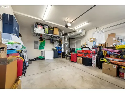 490 NW 28th Street Redmond OR 97756