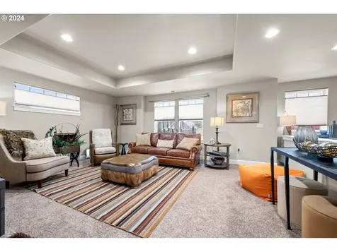 490 NW 28th Street Redmond OR 97756