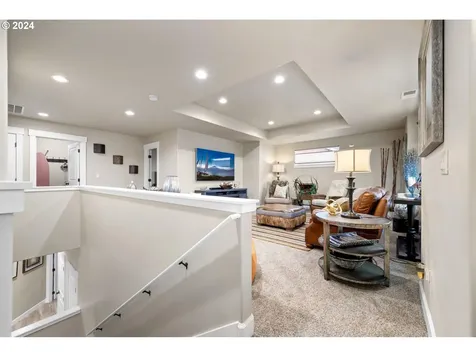 490 NW 28th Street Redmond OR 97756