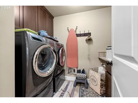 490 NW 28th Street Redmond OR 97756