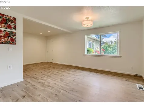 355 S Tarrybrooke Court Cornelius OR 97113
