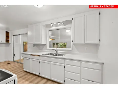 1816 Maywood Avenue Eugene OR 97404
