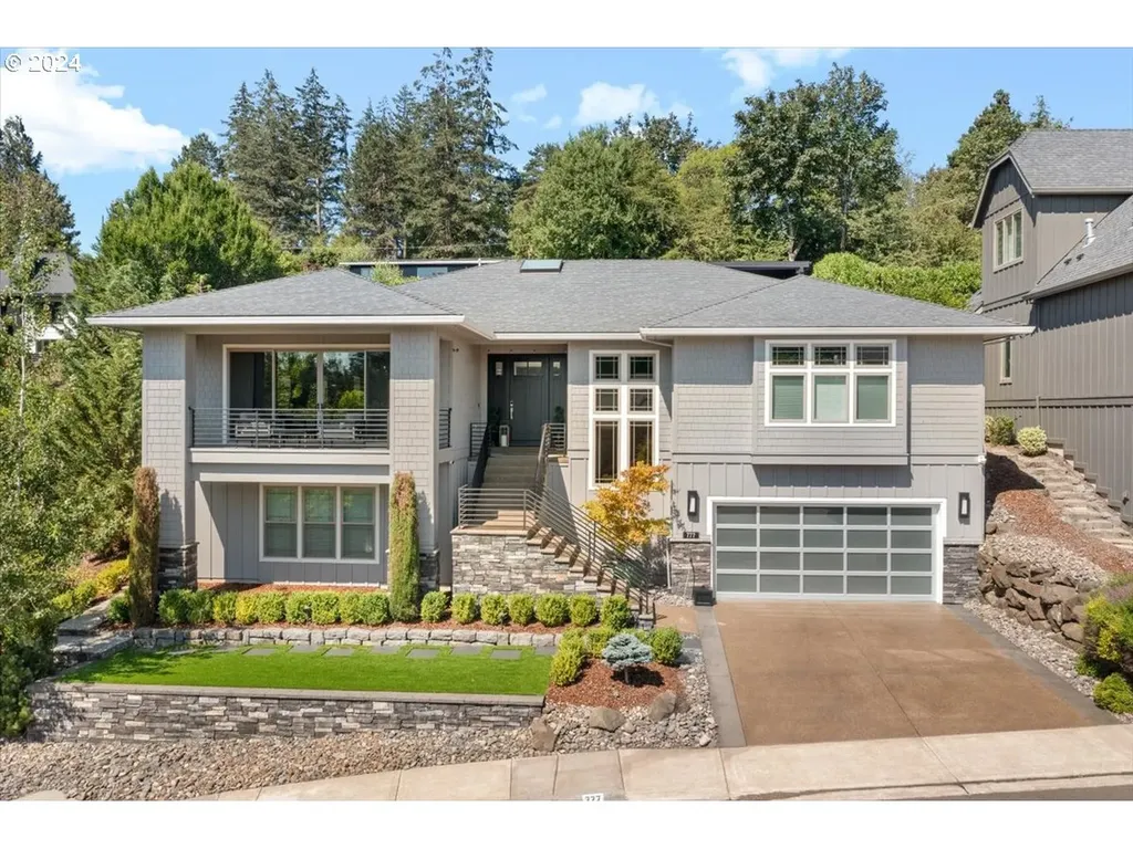 777 SW 68th Terrace Portland OR 97225