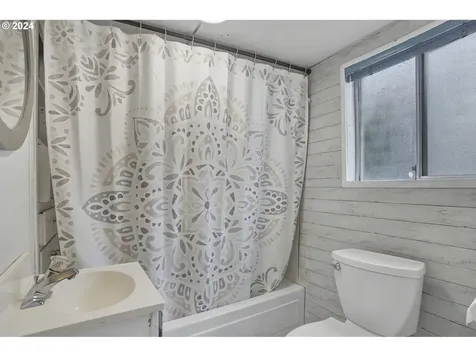 1212 Clark Mill Road Sweet Home OR 97386