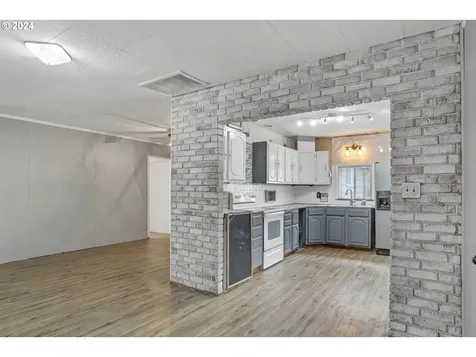 1212 Clark Mill Road Sweet Home OR 97386