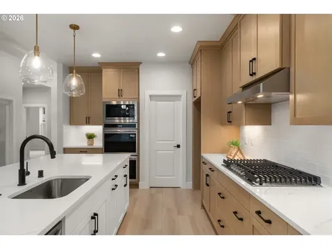 1128 N 41st Place Ridgefield WA 98642