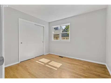 16309 Lake Forest Boulevard Lake Oswego OR 97035