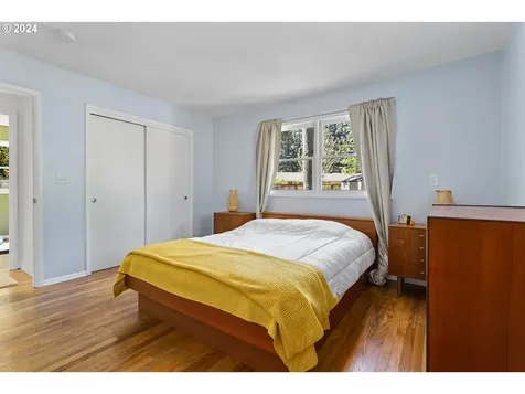 16309 Lake Forest Boulevard Lake Oswego OR 97035