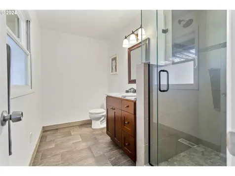 16309 Lake Forest Boulevard Lake Oswego OR 97035