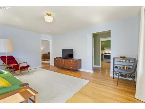 16309 Lake Forest Boulevard Lake Oswego OR 97035