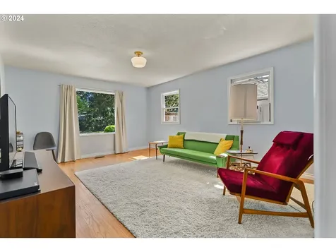 16309 Lake Forest Boulevard Lake Oswego OR 97035