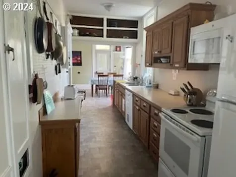 214 E 7th Place The Dalles OR 97058