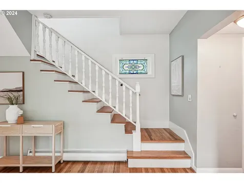 1532 Se Tolman Street Portland OR 97202