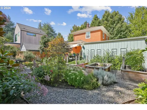 1532 Se Tolman Street Portland OR 97202