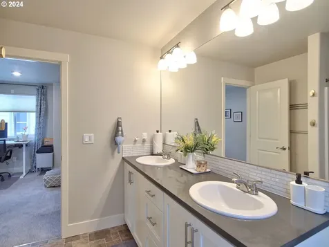 14257 SW 168th Avenue Portland OR 97224