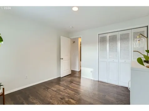 19717 SW Murphy Street Beaverton OR 97078