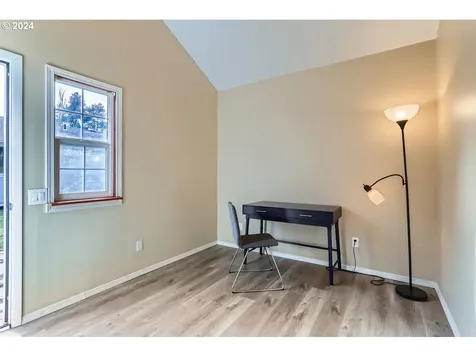 19717 SW Murphy Street Beaverton OR 97078