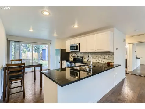 19717 SW Murphy Street Beaverton OR 97078