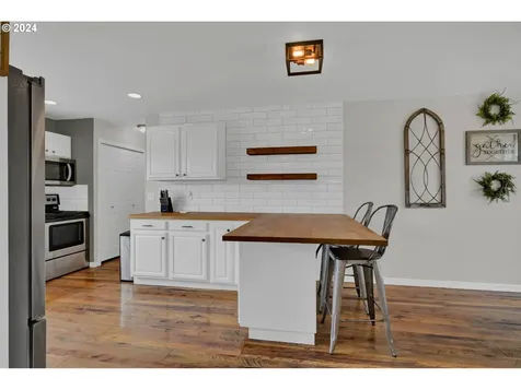 206 Sunday Drive Creswell OR 97426
