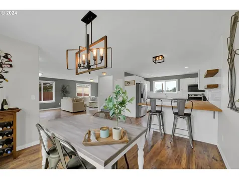 206 Sunday Drive Creswell OR 97426