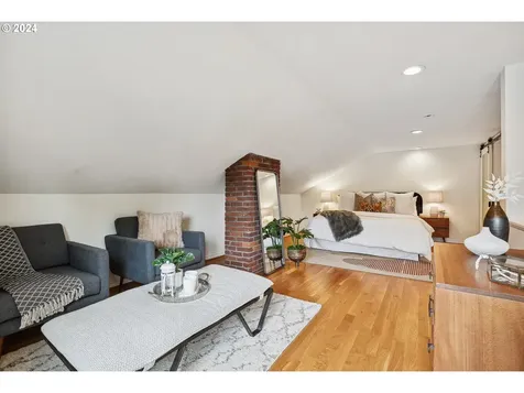 5315 N Kerby Avenue Portland OR 97217