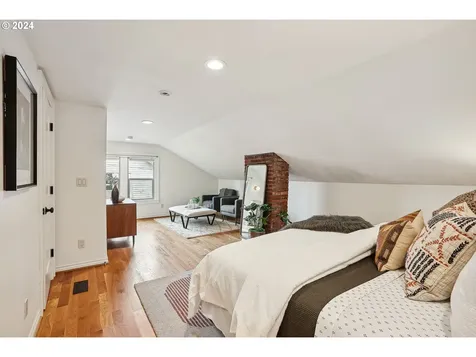 5315 N Kerby Avenue Portland OR 97217