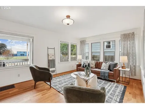 5315 N Kerby Avenue Portland OR 97217
