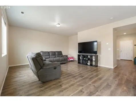 857 Bear Creek Drive Molalla OR 97038