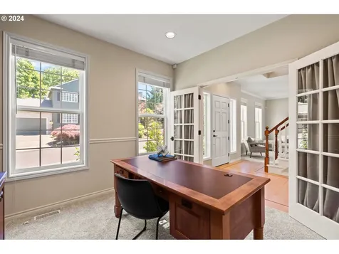 12715 Adrian Court Lake Oswego OR 97034